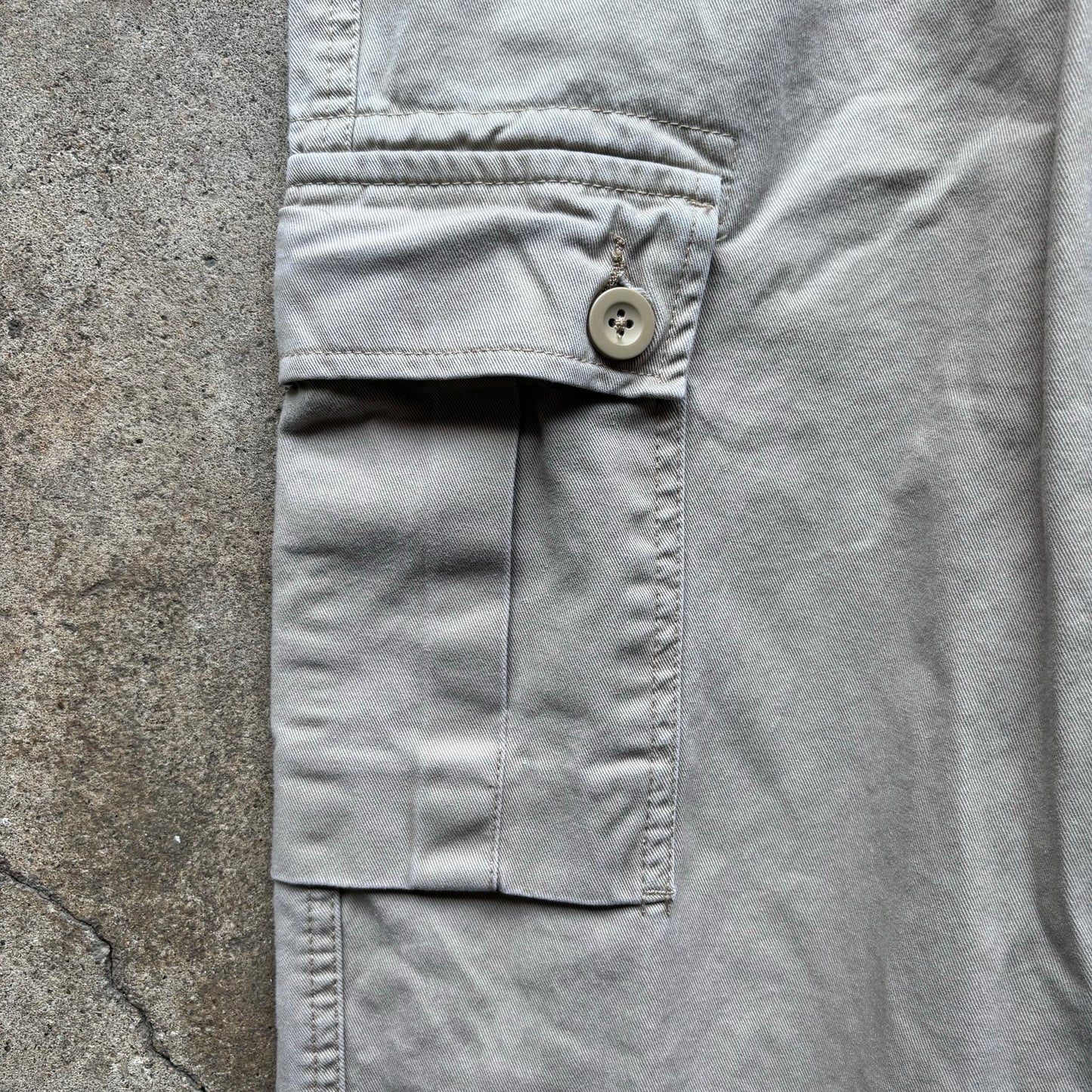 Arizona Jean Company Cream Cargo Pants [32 x 32]