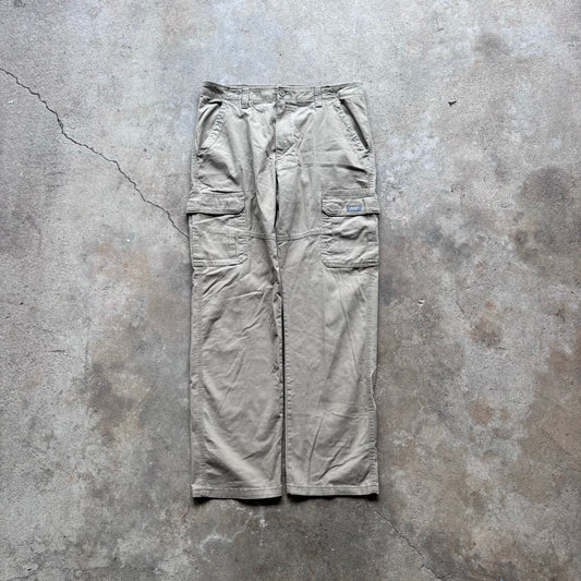 Wrangler Beige Cargo Pants with Knee Stitch [34 x 32]